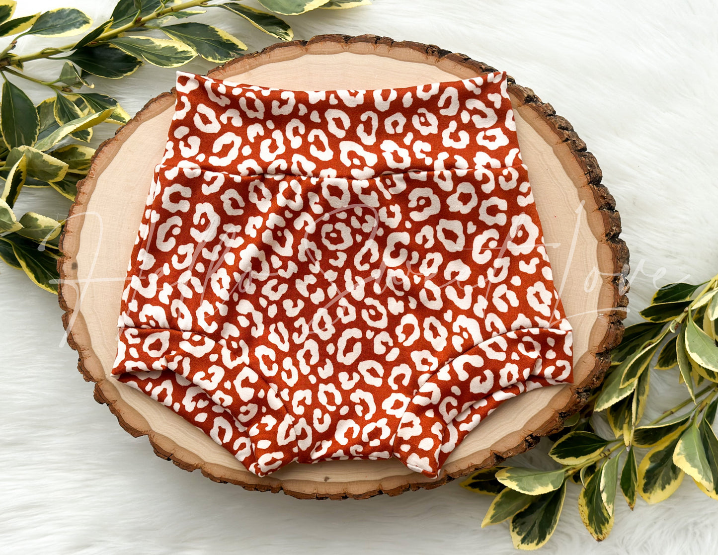 RTS: Rust Leopard Bummie