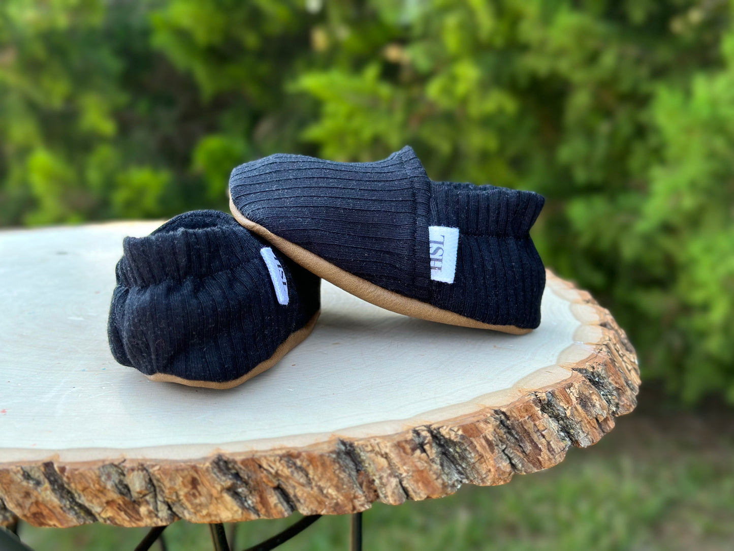 Black Moccs