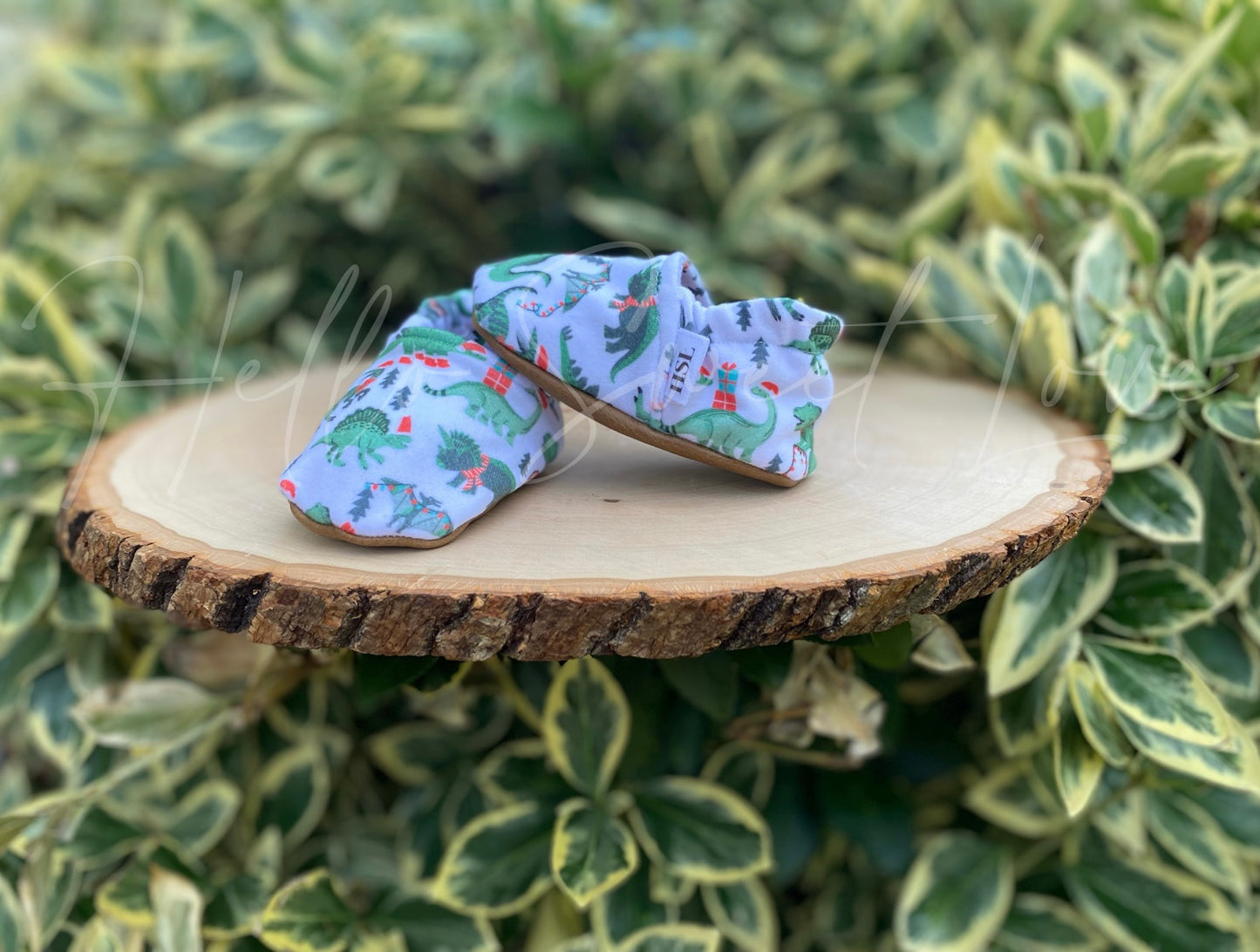 Dino's Christmas Moccs
