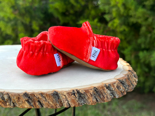 Red Moccs